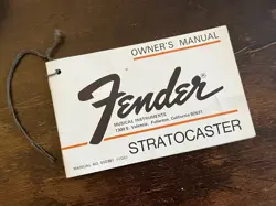 1973 FENDER STRATOCASTER GUITAR OWNERS MANUAL CASE CANDY