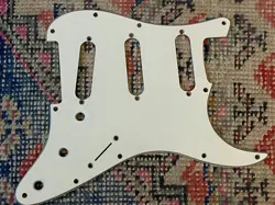 1972 1973 1974 FENDER STRATOCASTER GUITAR PICKGUARD WHITE