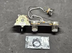 2004 FENDER HIGHWAY ONE TELE LOADED CONTROL PLATE - USA TELE POTS 3 WAY SWITCH