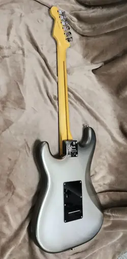 FENDER AMERICAN PROFESSIONAL II STRATOCASTER HSS SAFE DELIVERY FROM JAPAN