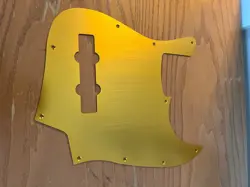 PICKGUARD FOR BASS