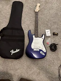 SQUIRE STRAT , BY FENDER, ELECTRIC GUITAR,  AFFINITY SERIES, SN IC080217740