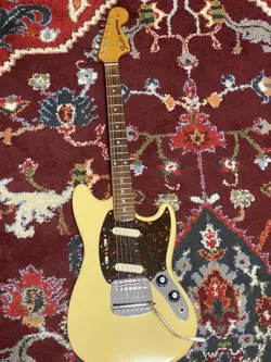 FENDER JAPAN MUSTANG MG69 2007 MADE IN 2010