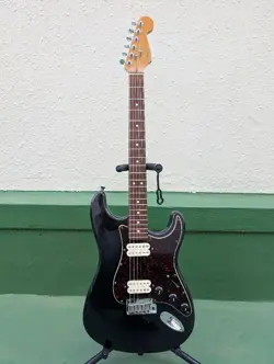 FENDER USA BIG APPLE STRATOCASTER
