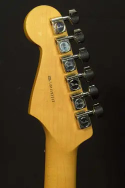 FENDER AMERICAN STANDARD STRATOCASTER 3-COLOR SUNBURST USED ELECTRIC GUITAR