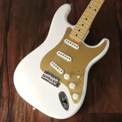 FENDER MADE IN JAPAN HERITAGE 50S STRATOCASTER WHITE BLONDE FB: MAPLE