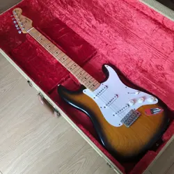 ELECTRIC GUITAR FENDER CUSTOM SHOP 1954 STRATOCASTER SUNBURST  MADE IN USA