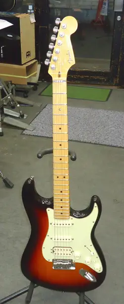 FENDER AMERICAN DELUXE STRATOCASTER HSS
