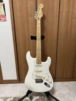 FENDER PLAYER STRATOCASTAR