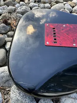 FENDER STRATOCASTER JAPAN