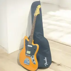 FENDER JAGUAR D918 ELECTRIC GUITAR WITH HARD CASE - USED, ONE OWNER