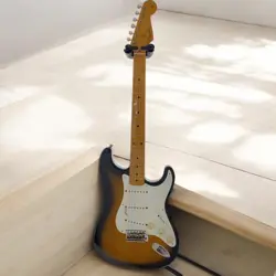 FENDER JAPAN ST57 ELECTRIC GUITAR STRAT TYPE SUNBURST 1997-2000 USED