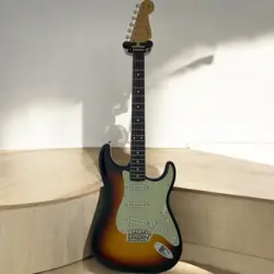 FENDER TRADITIONAL II 60S STRATOCASTER ELECTRIC GUITAR SUNBURST 2023 JAPAN