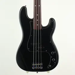 1982 PB62-75 FRETLESS