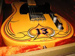 FENDER 52 REISSUE