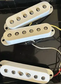 FENDER STRATOCASTER PLAYER SERIES PICKUPS - 2023