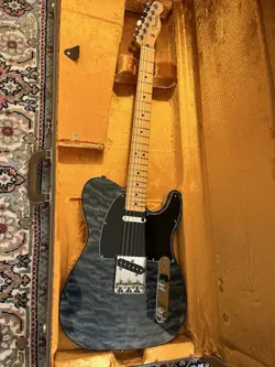 FENDER RARITIES QUILT MAPLE TOP TELECASTER BLUE CLOUD USA MADE! MINTY CONDITION!