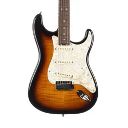 STRATOCASTER SUNBURST 2015