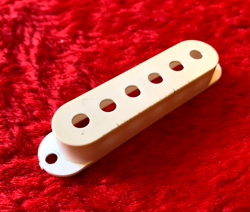 1960'S FENDER STRATOCASTER NYLON PICKUP COVER STRAT