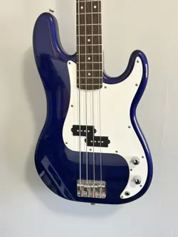 SQUIRE AFFINITY P-BASS