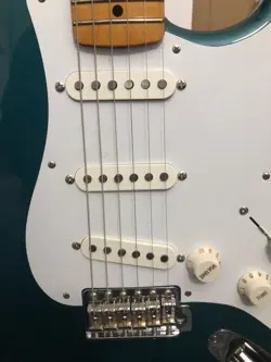 USED FENDER VINTERA II '50S STRATOCASTER MAPLE - OCEAN TURQUOISE