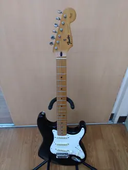 ELECTRIC GUITAR FENDER MEXICO STRAT CASTER STRATOCASTER EXCELLENT CONDITION