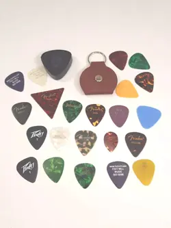 GUITAR PICK LOT 22 PICKS & 2 HOLDERS