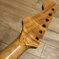 WARMOTH FENDER SR02BY