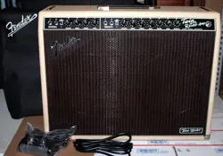 FENDER TONE MASTER TWIN REVERB 2X12