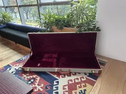 ELECTRIC GUITAR SQUARE