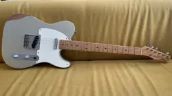 FENDER BRAD PAISLEY ROAD WORN TELECASTER 2017 SILVER SPARKLE 