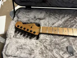 FENDER AMERICAN PROFESSIONAL II ANNIVERSARY STRATOCASTER HSS HT, NECK CRACK