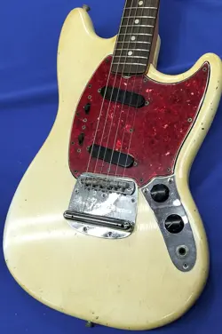 FENDER '65 MUSTANG ELECTRIC GUITAR SAFE DELIVERY FROM JAPAN