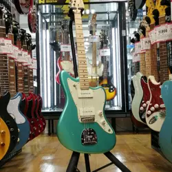 FENDER AMERICAN PROFESSIONAL JAZZMAST ELECTRIC GUITAR SAFE DELIVERY FROM JAPAN