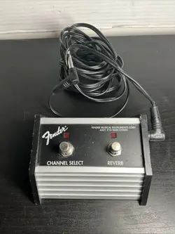FENDER 2-BUTTON AMPLIFIER CHANNEL SELECT REVERB GUITAR FOOTSWITCH  P/N 028122