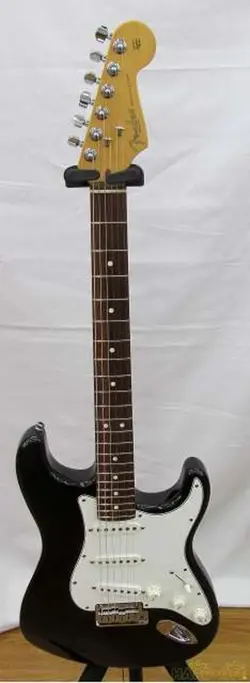 ELECTRIC GUITAR FENDER USA STRATOCASTER TYPE EXCELLENT CONDITION