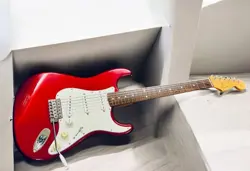 FENDER JAPAN STRATOCASTER ELECTRIC GUITAR MADE IN JAPAN W/ SOFT CASE USED