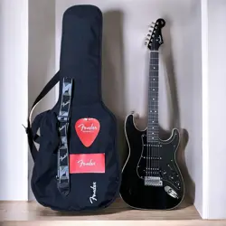 FENDER JAPAN AERODYNE STRATOCASTER MEDIUM SCALE BLACK USED ELECTRIC GUITAR