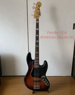 FENDER AMERICAN DELUXE / ELECTRIC BASS GUITAR W/ ORIGINAL HC MADE IN 2014 USA