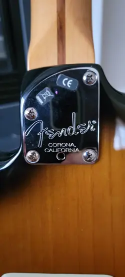 DELUXE STRATOCASTER 2006