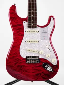 FENDER 2024 COLLECTION MADE IN JAPAN HYBRID II STRATOCASTER QUILT RED BERYL