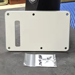 2014 FENDER USA STRAT TREMOLO COVER AMERICAN GUITAR BACK PLATE 3-PLY WHITE