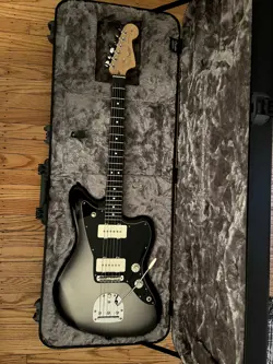 FENDER LIMITED EDITION AMERICAN PROFESSIONAL JAZZMASTER WITH EBONY FRETBOARD 201