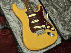 FENDER LIMITED EDITION AMERICAN PROFESSIONAL STRATOCASTER USED ASH W/HARD CASE