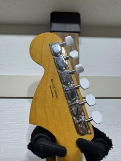 FENDER VINTANA 70'S