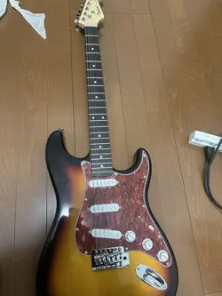 FENDER STRATOCASTER SUNBURST MADE IN USA