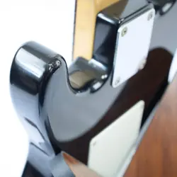 FENDER JAPAN ST-CAMP EARLY MODEL ULTRA-BUILT-IN AMPLIFIER GUITAR