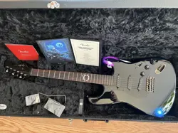 FENDER FINALFANTASY XIV STRATOCASTER ELECTRIC GUITAR