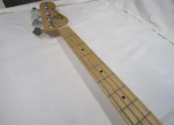 GUITARS FENDER PLAYER