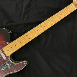 FENDER AMERICAN PROFESSIONAL II TELECASTER MAPLE FINGERBOARD 3-COLOR SUNBURST